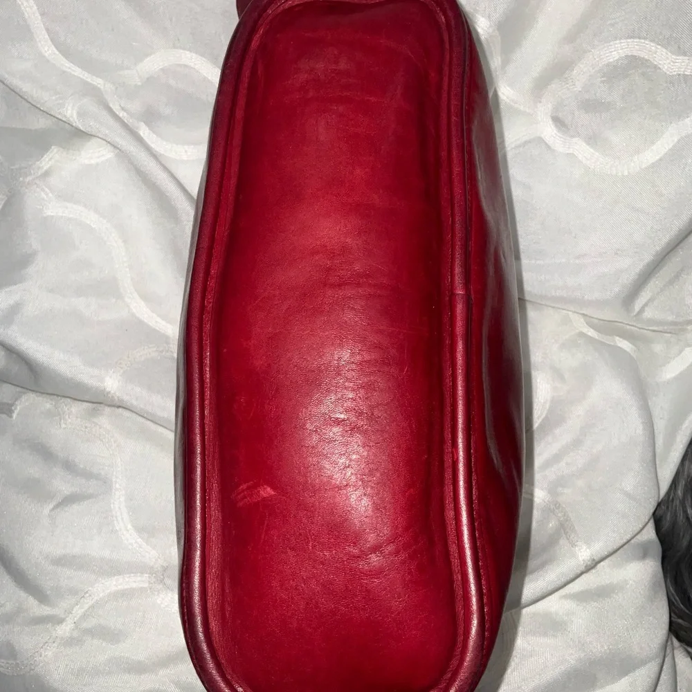 Vintage Brighton embossed crocodile red leather shoulder bag